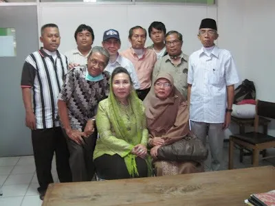 Komunitas 1
